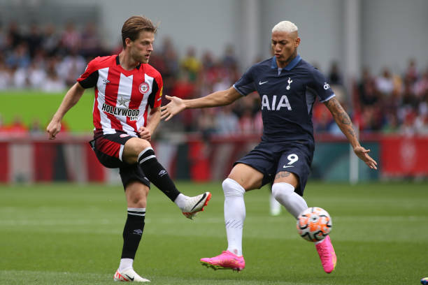 更是对所有 更是对所有