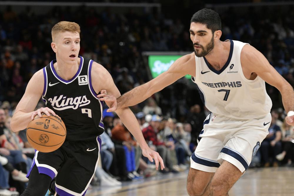 势晋级半决 势晋级半决